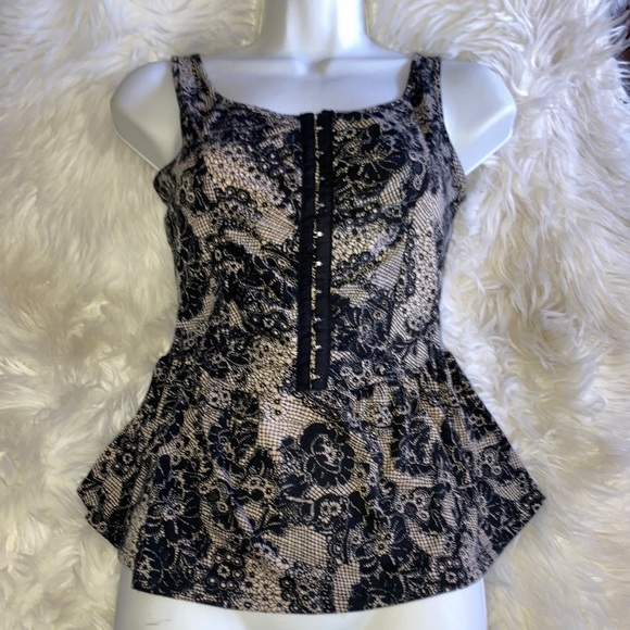 🌼KIRRA Peplum PACSUN Sleeveless Top - Picture 8 of 13